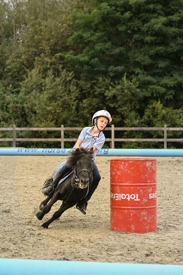 Barrelrace op de opendeurdag, foto 117