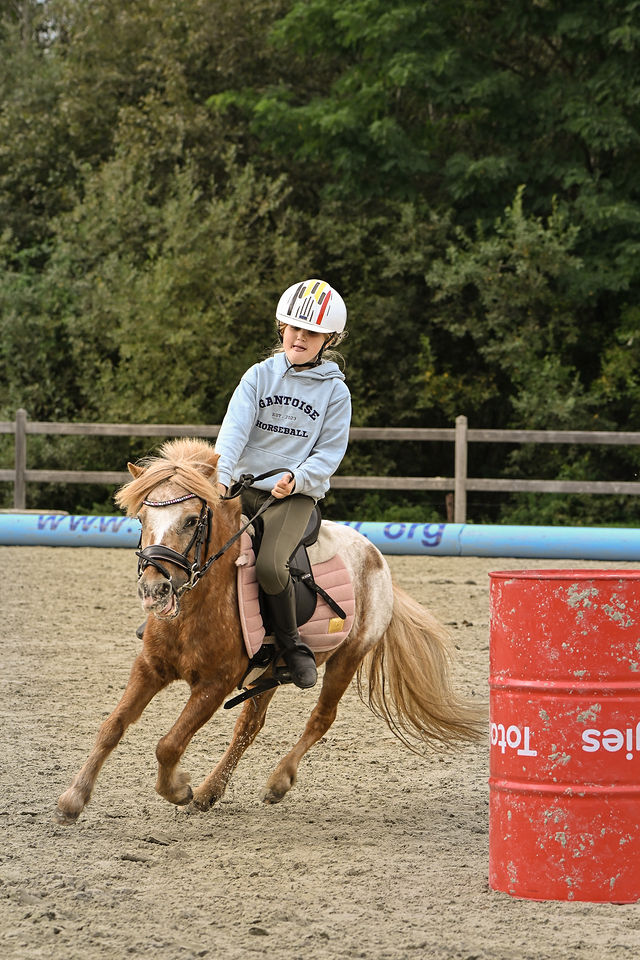Barrelrace op de opendeurdag, foto 89