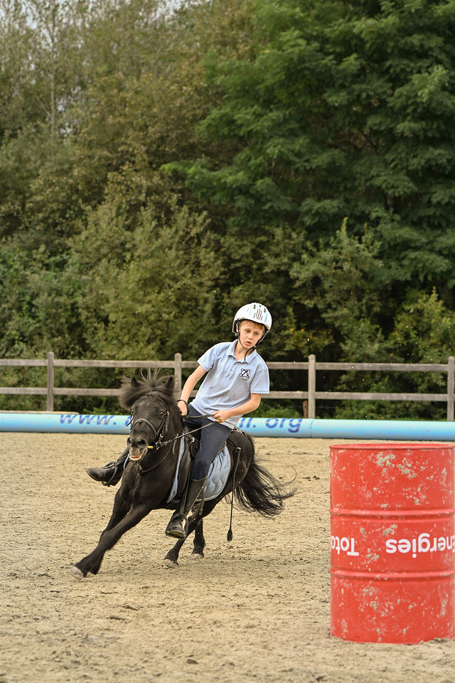 Barrelrace op de opendeurdag, foto 98