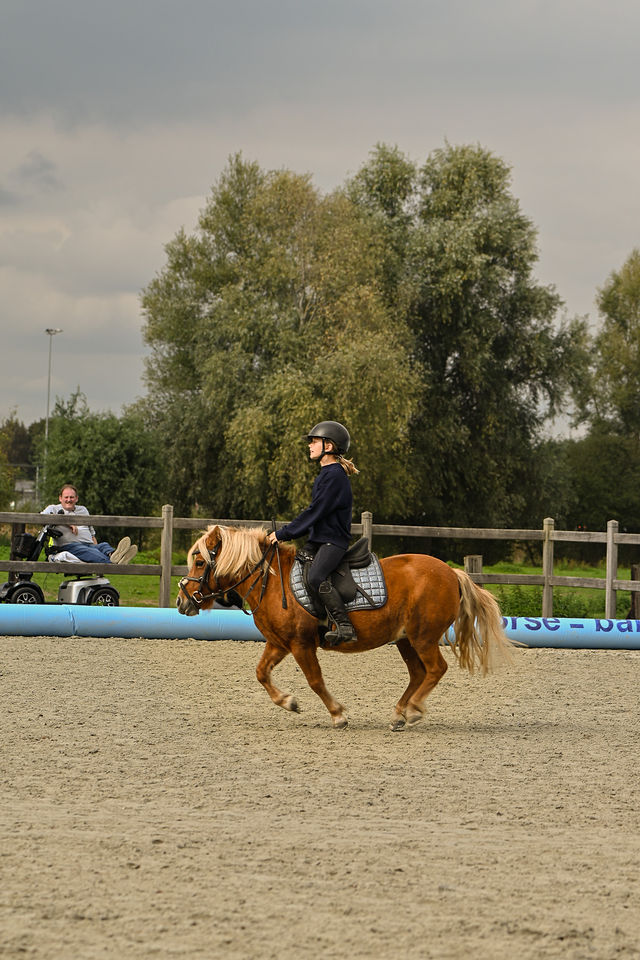 Barrelrace op de opendeurdag, foto 87