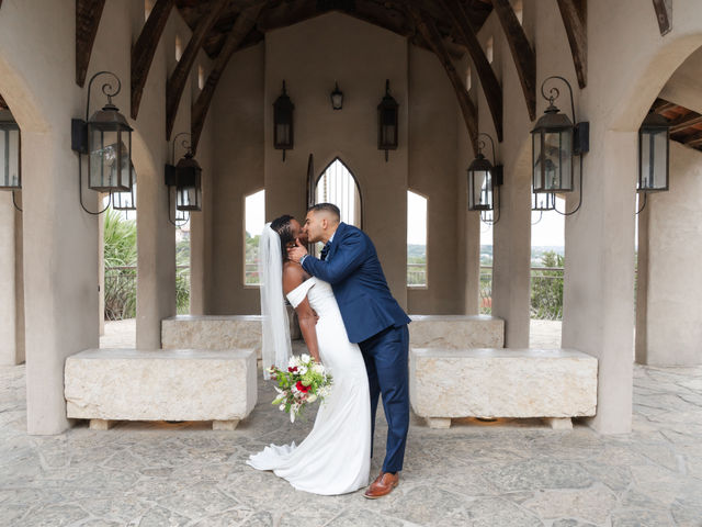 Jaiana + Robert — UnityREEL photography connected with Chapel Dulcinea