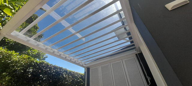 Glass & aluminium louvres — Glass louvres (31)