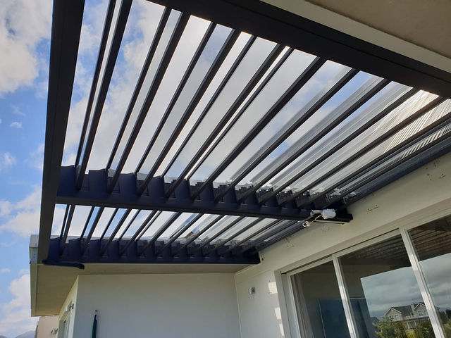 Glass & aluminium louvres — Glass louvres (35)