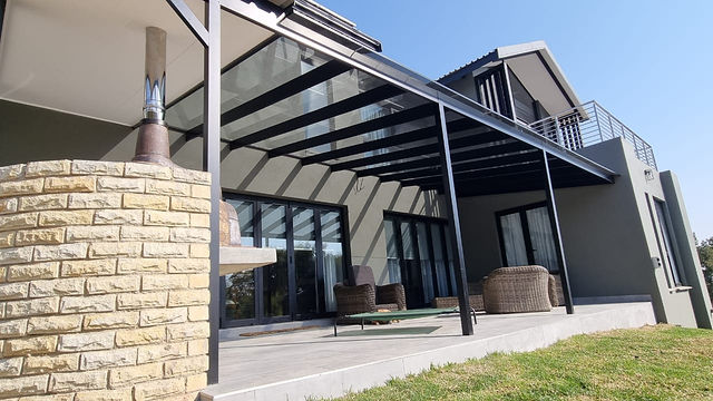 Glass & aluminium louvres — Glass louvres (15)