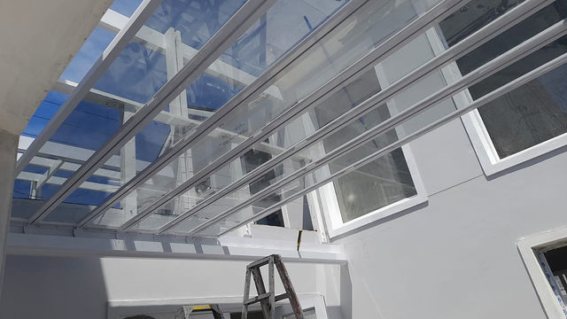 Glass & aluminium louvres — Glass louvres (14)