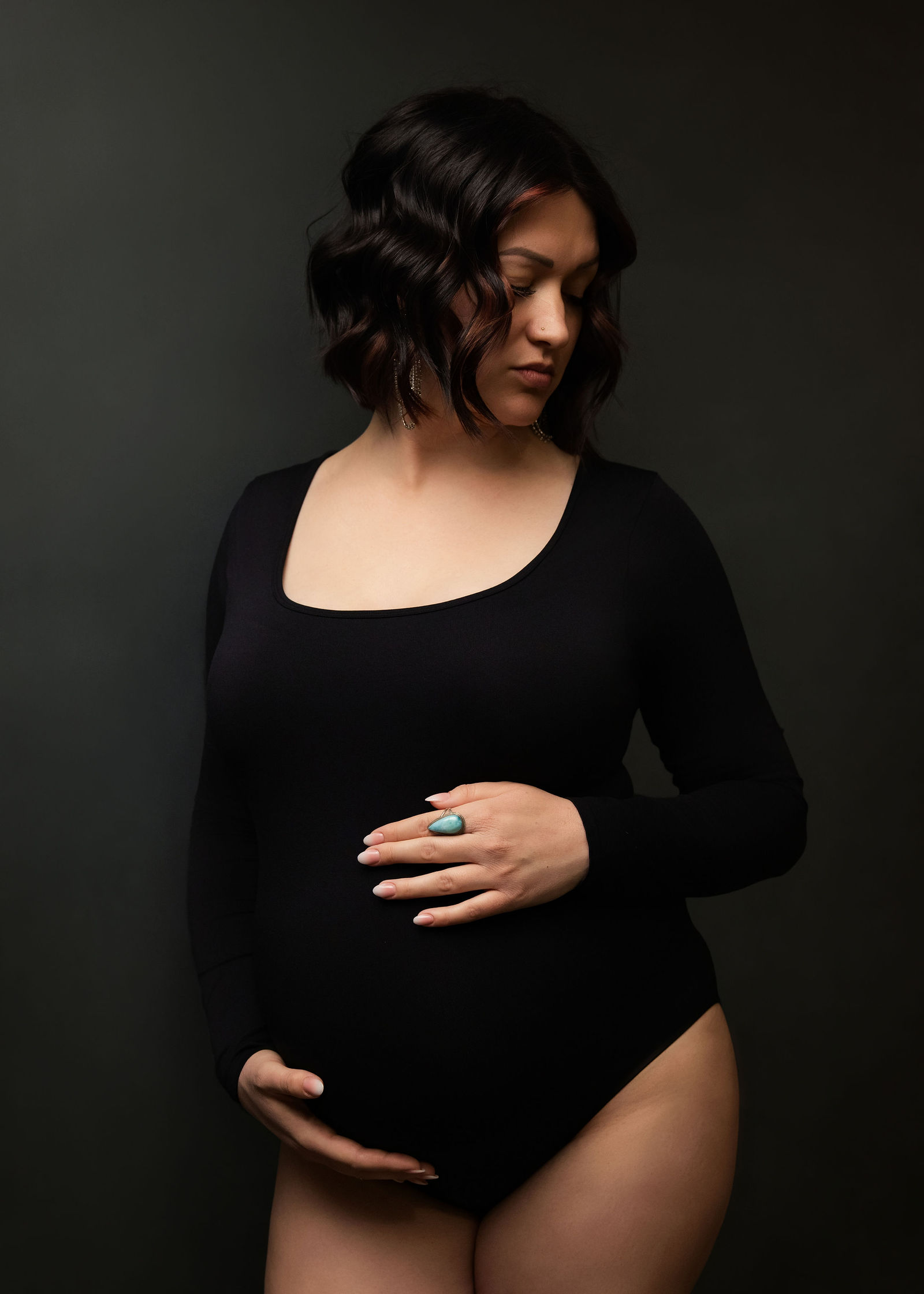 Utah studio maternity photographer elegant black and white pregnancy portrait