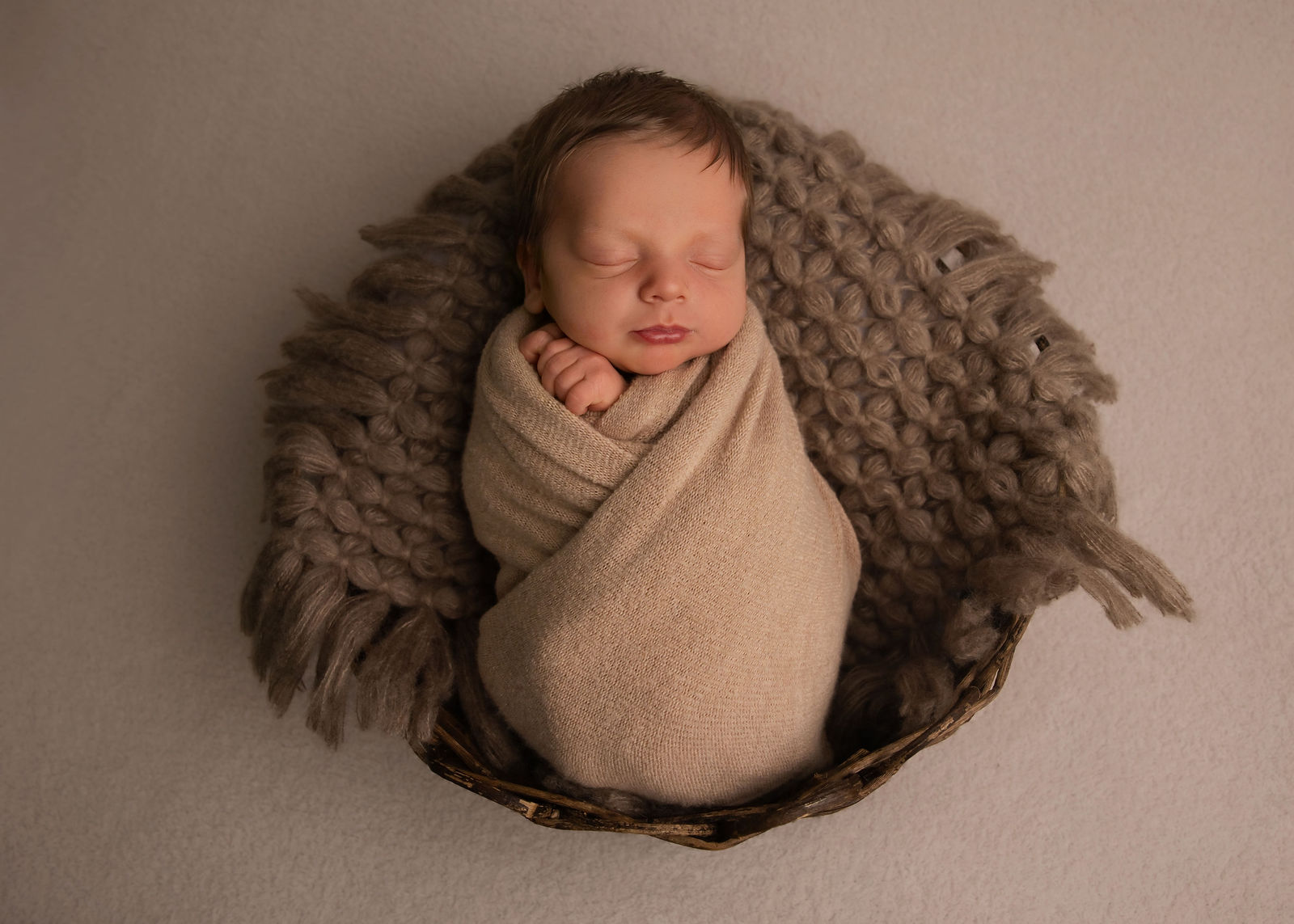 Layton newborn photographer family photo