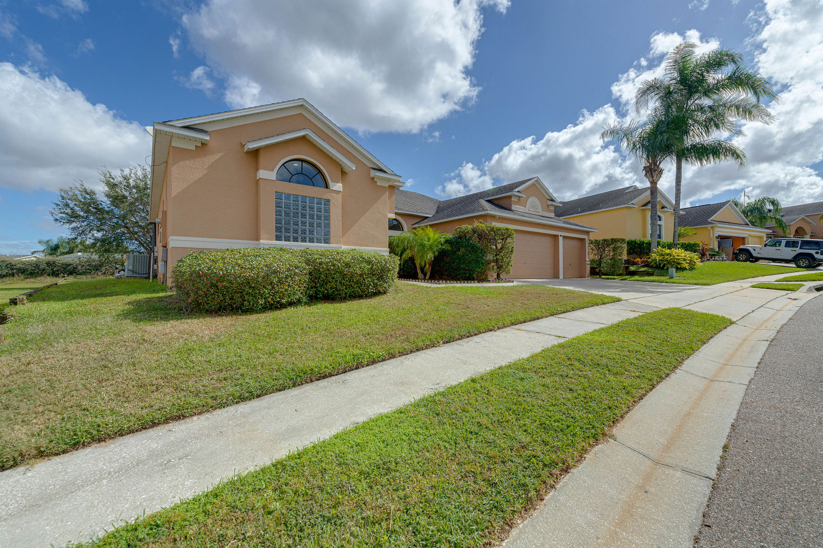 510 Coventry Rd Davenport FL 33837 by Eduardo Guerini Photography LLC