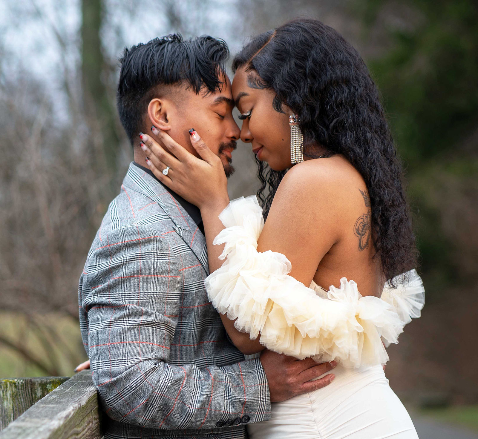 Park of Roses engagement photos