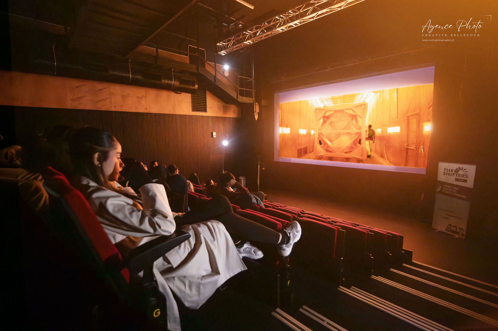 Événement cinéma Lyon - Participante conférence ambiance professionnelle reportage