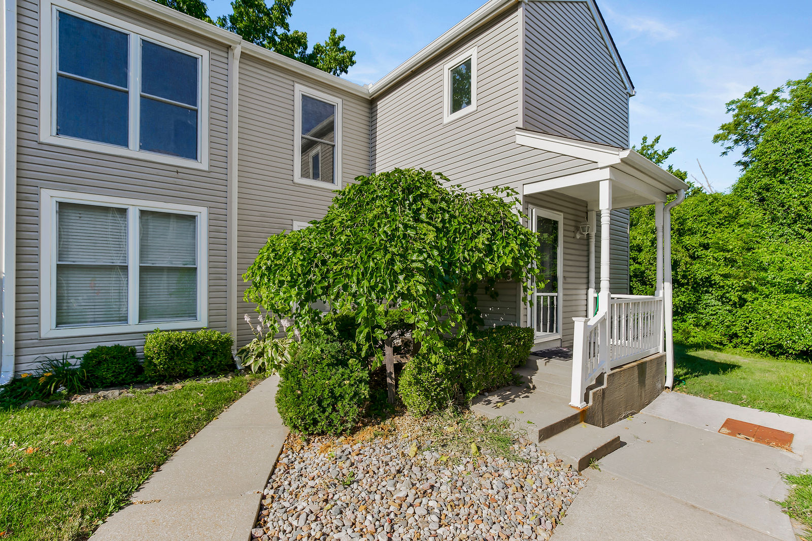 8368 NW Barrybrooke Dr Listed By Pat Manza 95p by ThePerfectSpotForYou, LLC