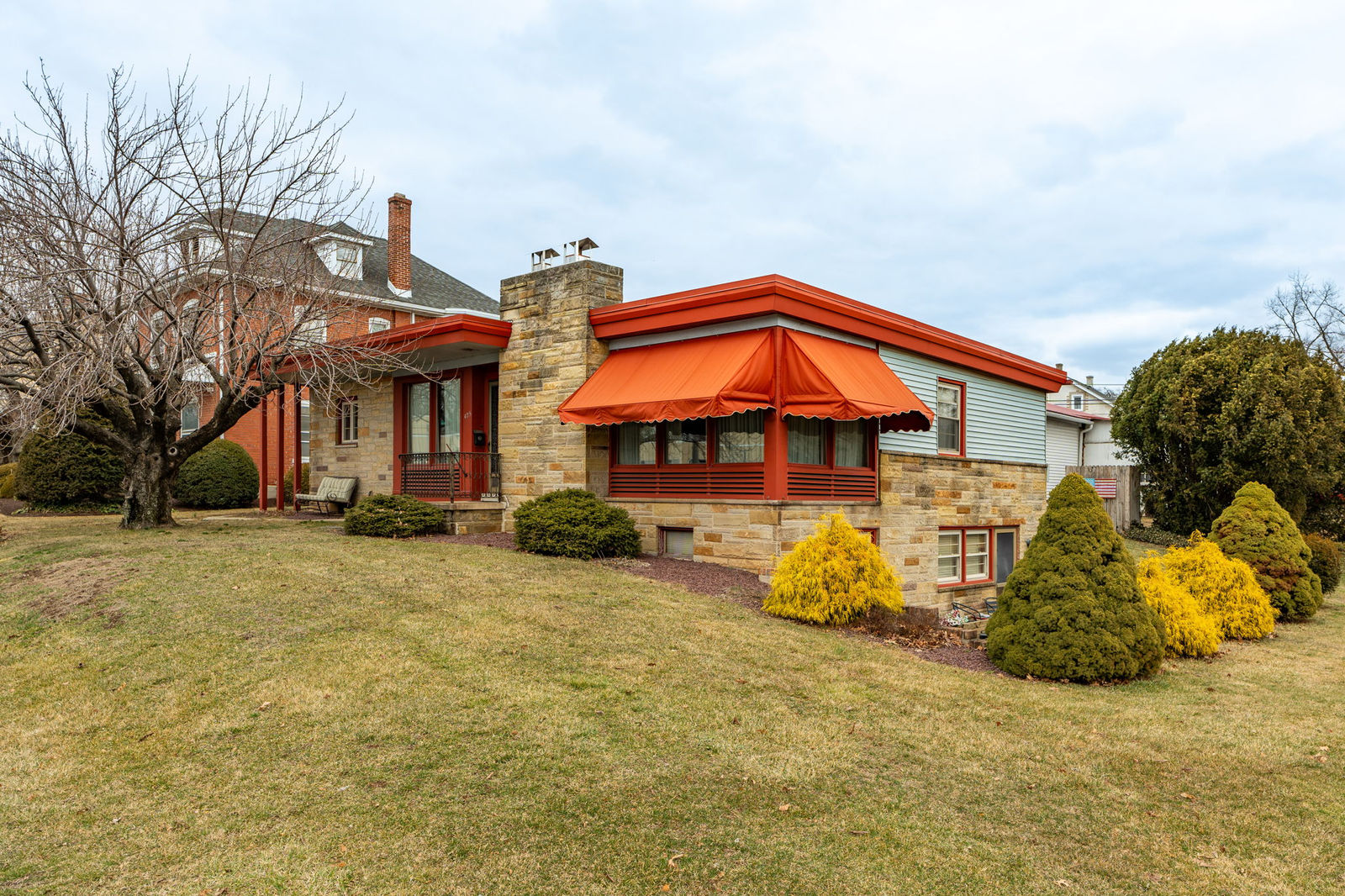 425 W. Main Street, Ephrata by Kline, Kreider & Good Auctioneers