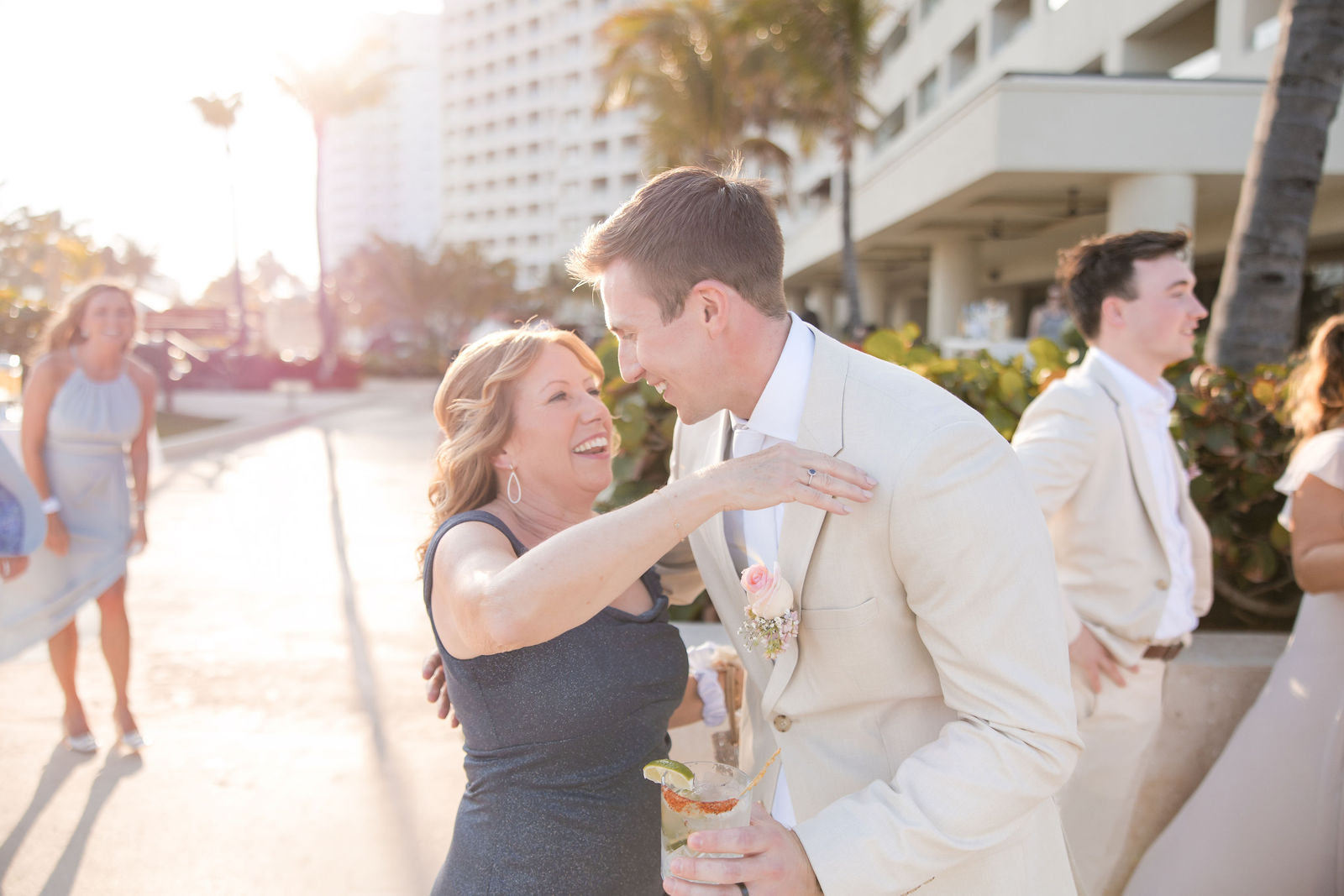 Wedding at Hyatt Ziva Cancun photographed by Arch Wedding Studio