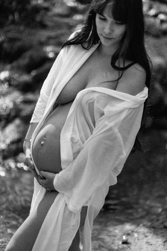 Séance photo grossesse et nouveau-né n° 53 – Rose Fushia Photographie, photographe maternité et bébé à Toulouse